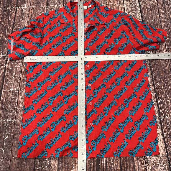 VTG Walt Disney Parks World All Over Print Logo Rayon Hawaiian Shirt Size Medium - Picture 7 of 7